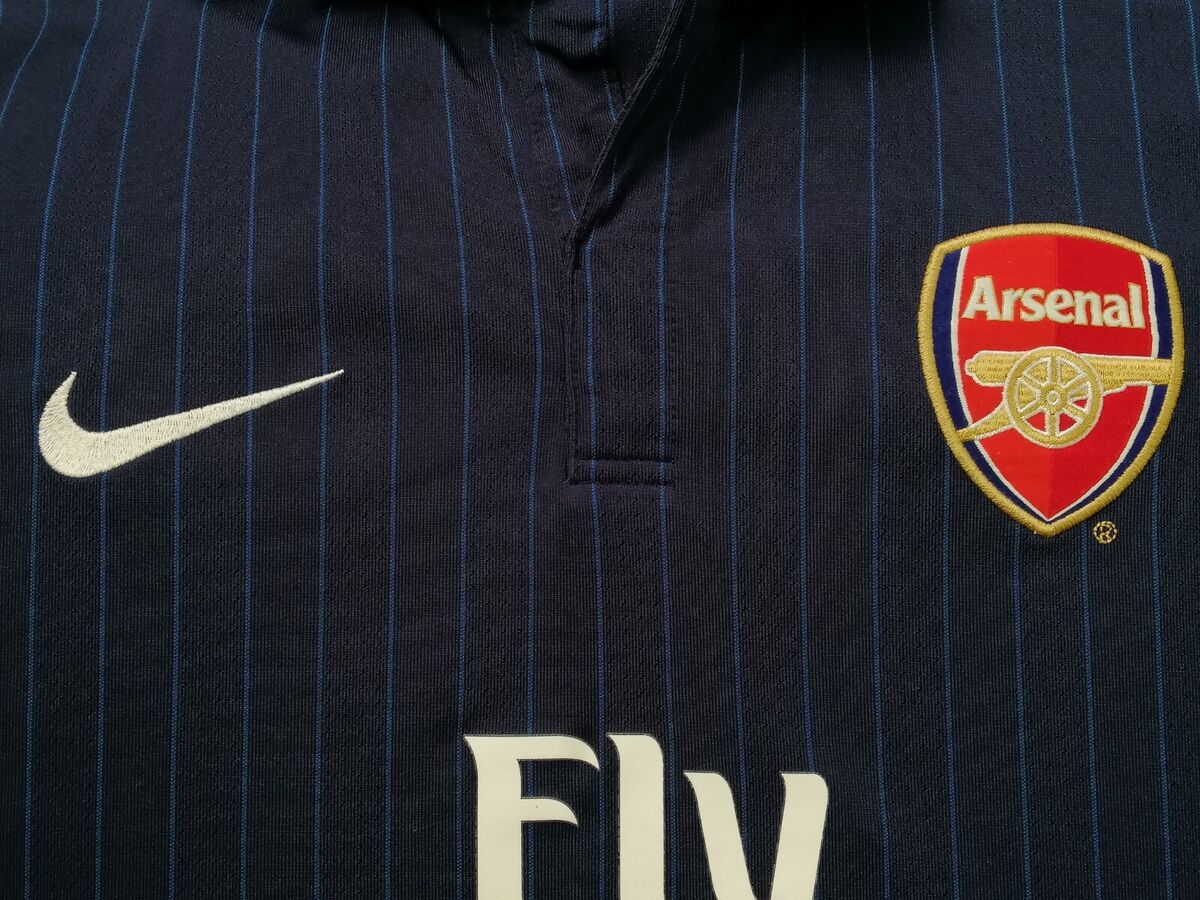 Arsenal 2009 - 2010 away football shirt jersey Nike #4 KING Arsenal 2009 - 2010 away football shirt jersey Nike #4 KING