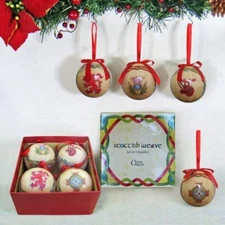 Scottish Emblem Christmas Baubles Box of 4 Ornaments