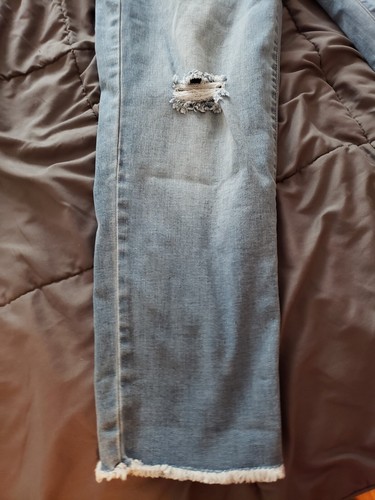 Kohls AGlow Maternity Jeans Size M medium Full Belly crop jeans - Picture 5 of 8