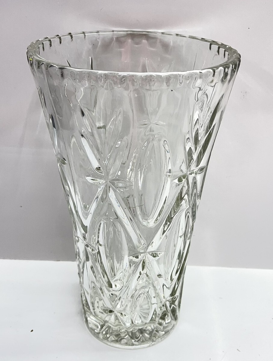 Vintage Anchor Hocking Cross & Olive Collection Tapered Glass Vase