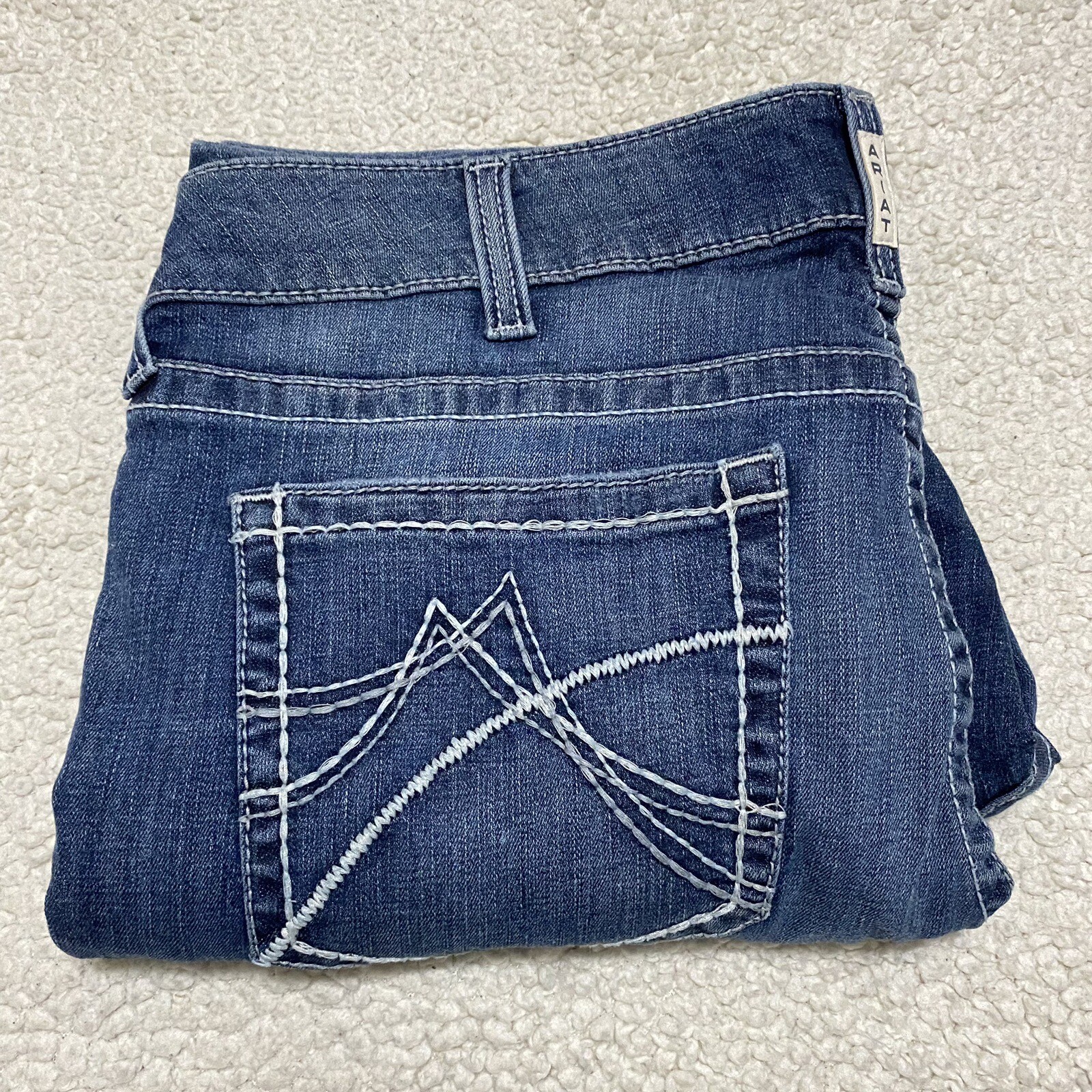 Ariat Gianna Arrow Fit Stackable Straight Leg Jea… - image 1