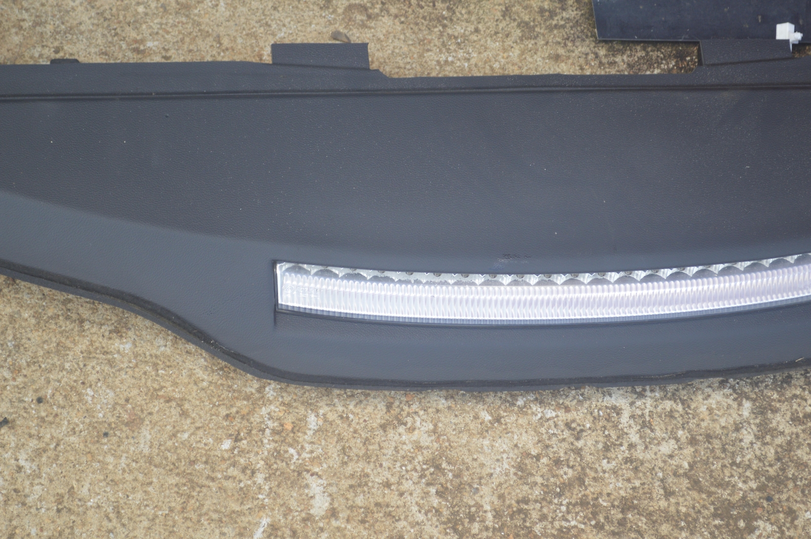 2014-2019 MASERATI GHIBLI REAR PANEL WINDOW SUNSHADE POWER SUNBLIND MODULE OEM