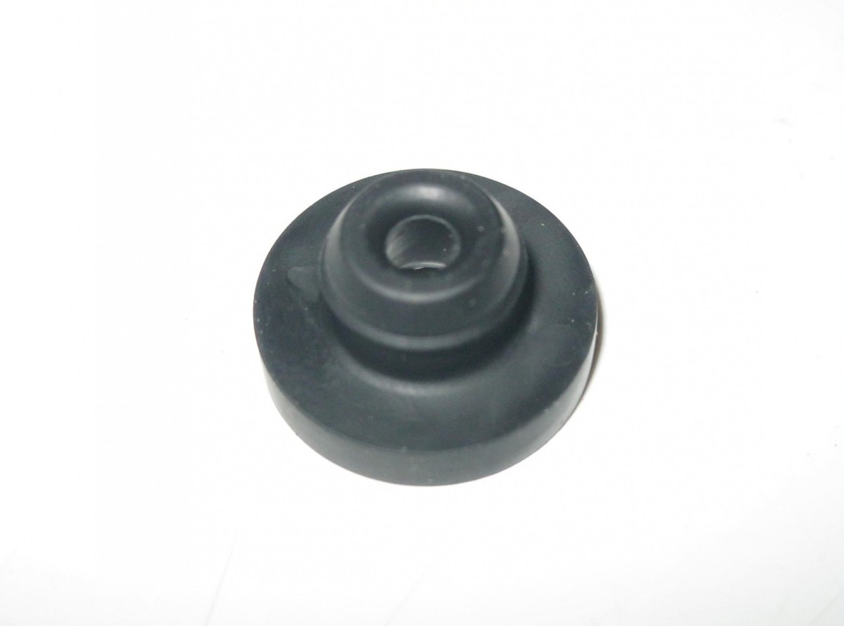 Windshield Washer Pump Grommet Replacement For 1994-2009 Mercedes E320