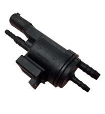 VNE Automotive Air Injection System Change-Over Valve 4007C02 / 0005003201