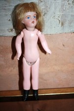 Adorable petite poupée ancienne porcelaine Jules Verlingue Petite Française 00