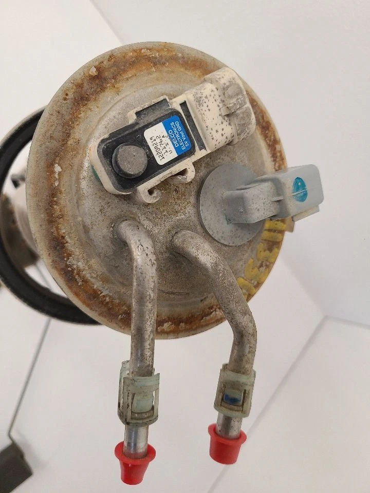 2002-2004 CHEVROLET TAHOE Fuel Pump Assembly 5.3L VIN Z 8th Digit 88966962 - Изображение 3 из 4