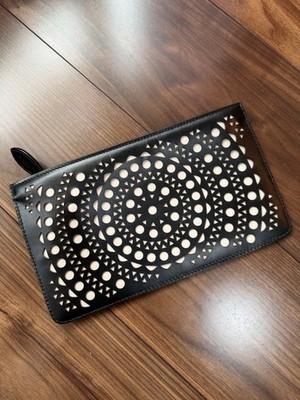 ALAÏA Schwarz Leder Clutch Tasche Etui Minimalistisches Design Elegant Gebrau...
