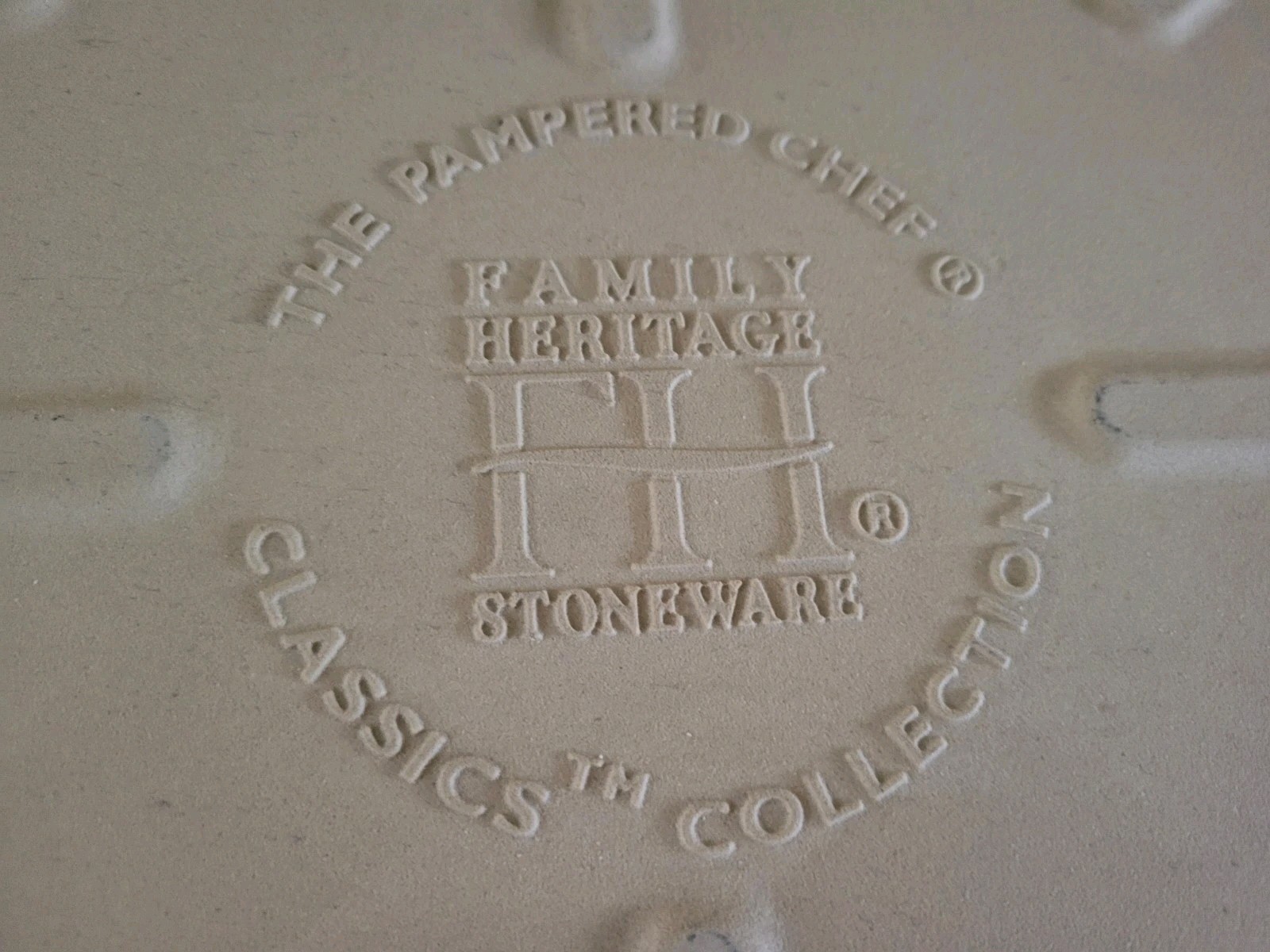 Retired Pampered Chef Family Heritage 9x13 RECTANGULAR BAKER USA 1430