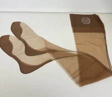 Vintage First Quality Full Fashioned Stockings Black Seam 1 Pair sz 9 Never Worn