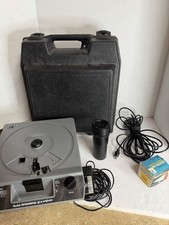 Kodak EKTAGRAPHIC III A Slide Projector with Accessories, Remote, Lens, Case