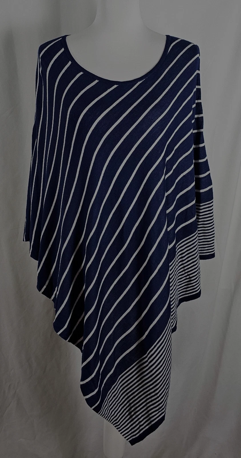 New Chicos Womens Reversible Thin Poncho Navy Blue White Rayon Large XL