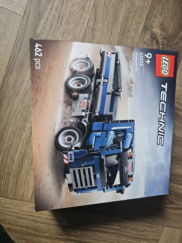 lego technic truck Brand New In Box