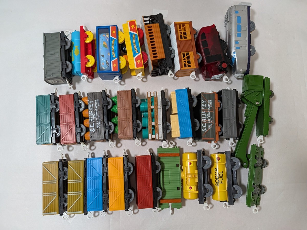 Thomas & Friends TOMY Plarail Trackmaster Freight Car Set Lot 100  display picture 1