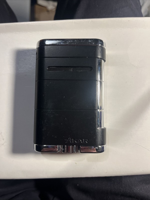 XIKAR Allume Triple Jet Tabletop Lighter - Black -