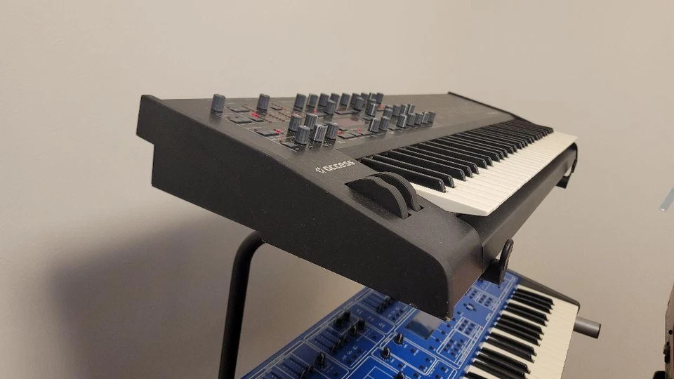 ACCESS Virus KC 61-key Virtual Analog Synthesizer - Image 2 of 4