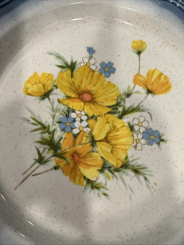 Mikasa Country Club AMY 4 Dinner Plates 10.75” Japan Blue Yellow Flowers - Picture 4 of 5