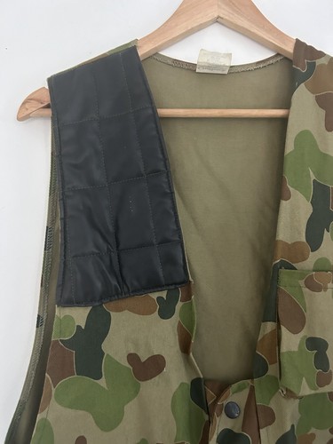 Outback Vest Medium Green Camouflage Zip Up Pockets Hunting Game - Picture 6 of 12