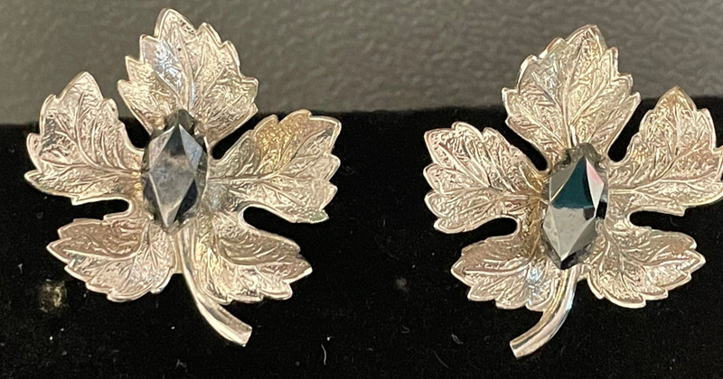Vintage "SILVERY MAPLE" silver tone Leaf Clip On Earrings 1.5" statement