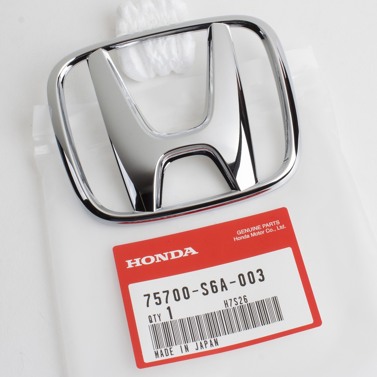 75700-S6A-003 Genuine OEM Honda Civic Front Grille H Emblem 2002