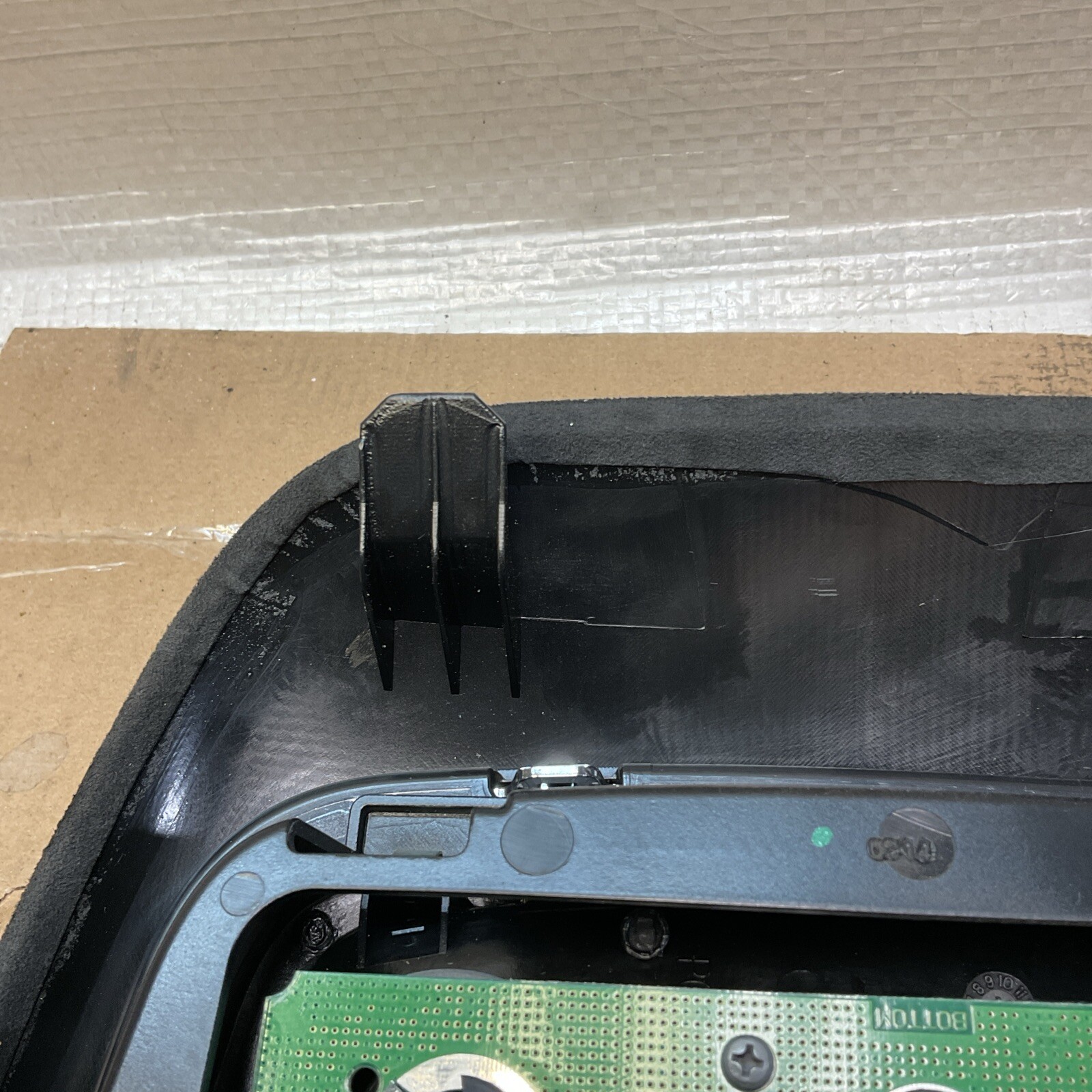 06700247150 OEM MASERATI Black Roof Console Light Switch 14-19 Ghibli Quattropo
