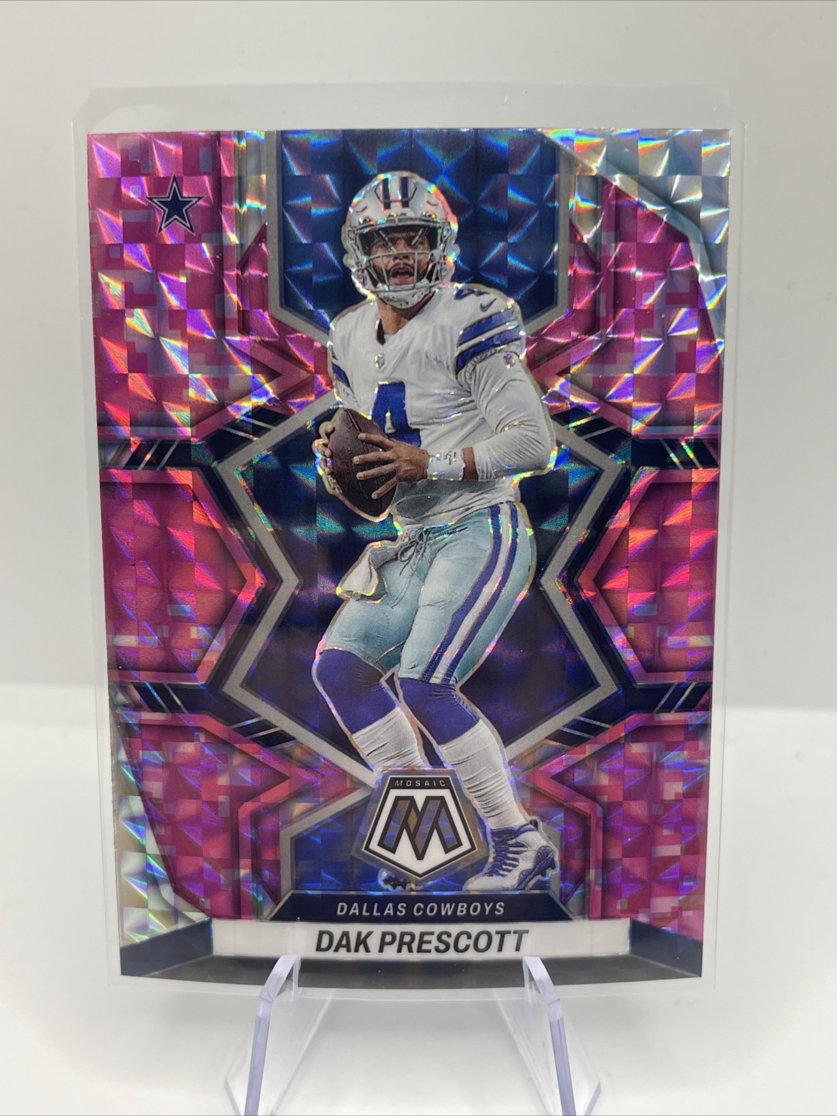 Dak Prescott 2022 Panini Mosaic Pink Camo Prizm #52