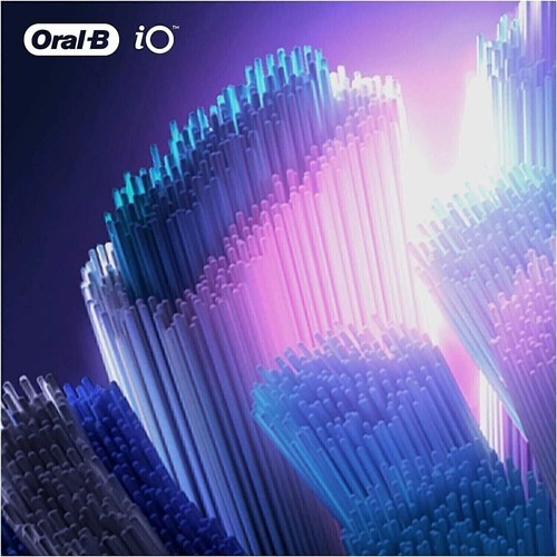 Oral-B iO PULIZIA DELICATA spazzolini a innesto spazzolino da denti bianco BL4QZC6FTYESZ - Foto 3 di 14