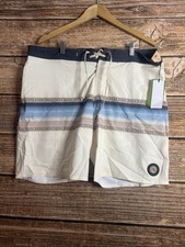 Quiksilver Highline Board Shorts 38 LINED Swim Trunks Mid Length