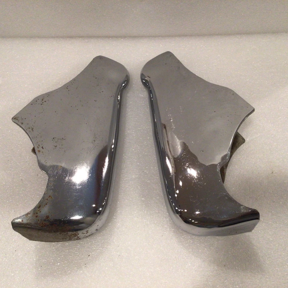 1949 1950 1951 Ford Guardia de parachoques trasero Bumperette Custom Crestline OEM Foto 3 de 4