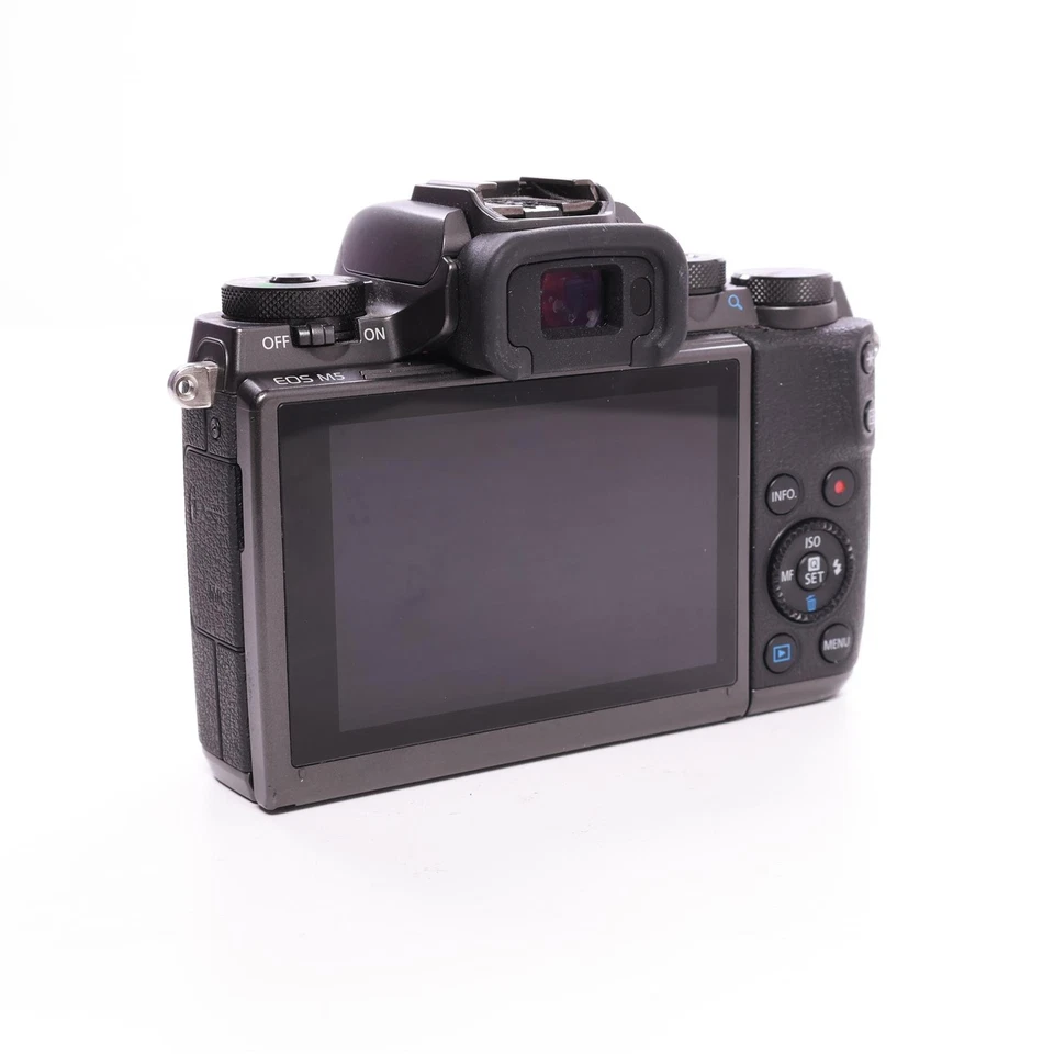 Canon EOS M5, photo 4 of 5