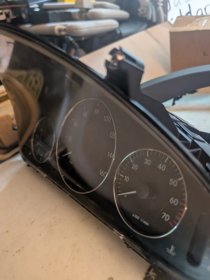 🟩03-06 Mercedes W211 E320 Instrument Cluster Speedometer A2115408511 OEM 259k - Image 2 of 4