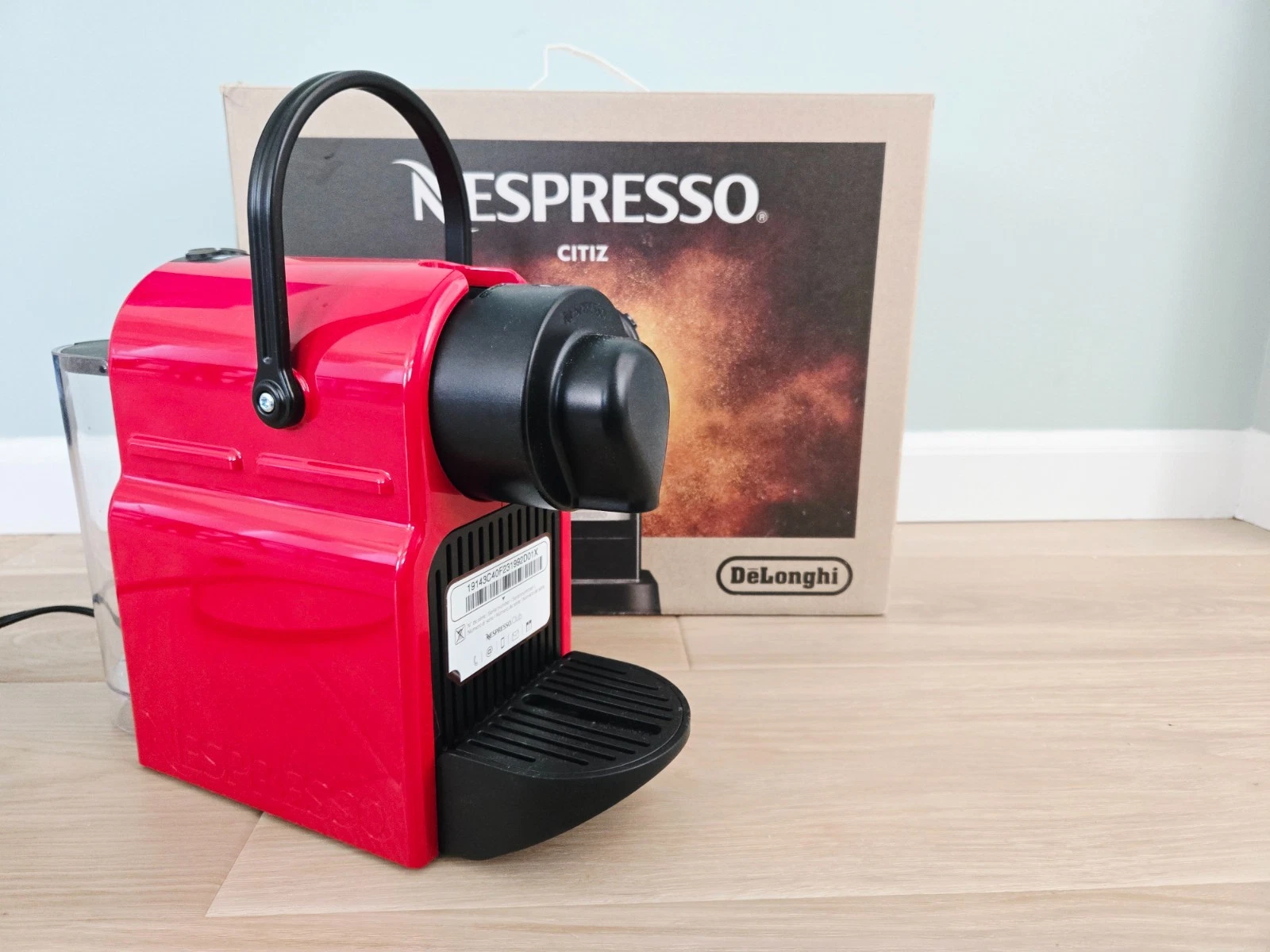 Breville Nespresso Inissia Espresso Machine (Red)