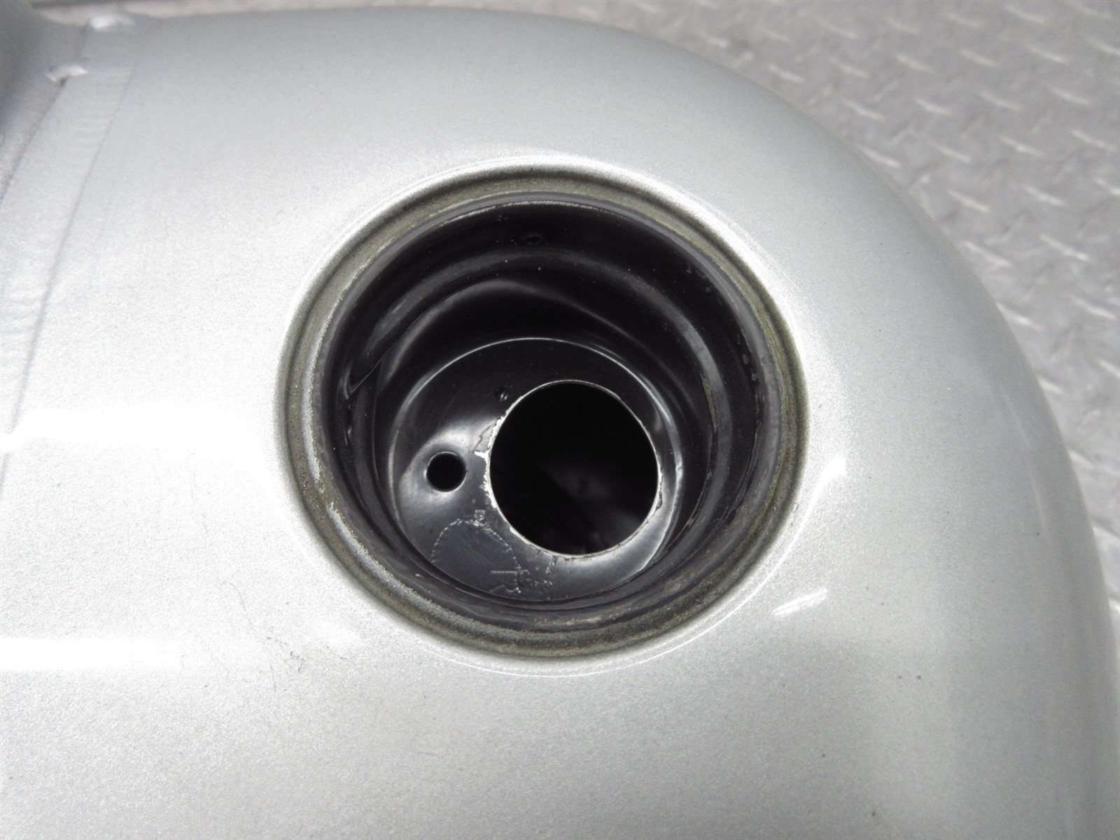 Picture 9 of 24