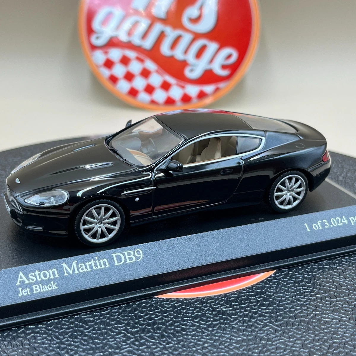 MINICHAMPS Aston Martin Contemporary Manufacture Diecast Cars