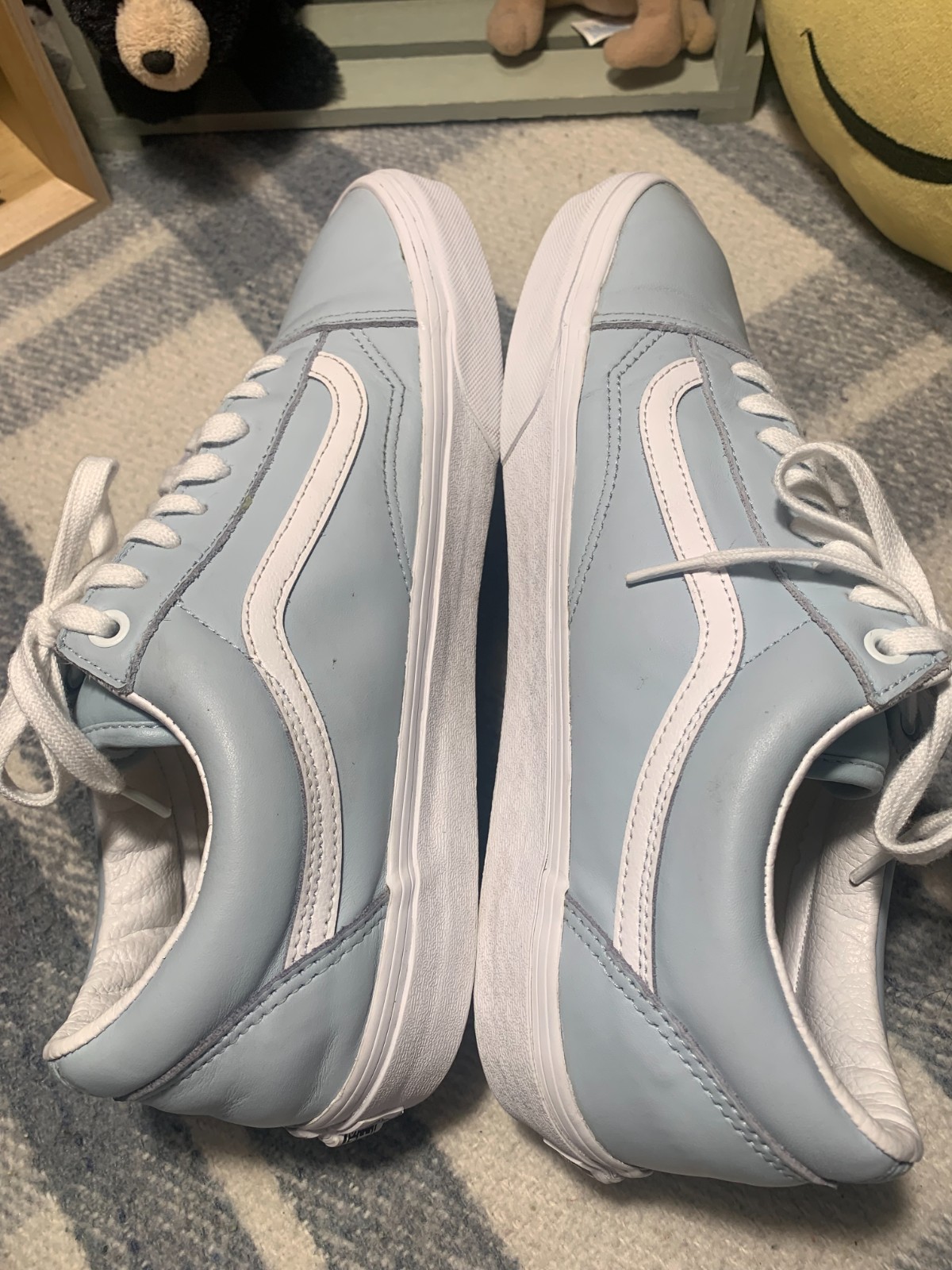 Men's Size 11.5 VANS Old Skool Shoes Soft Sky Blue w/ White Trim All Leather
