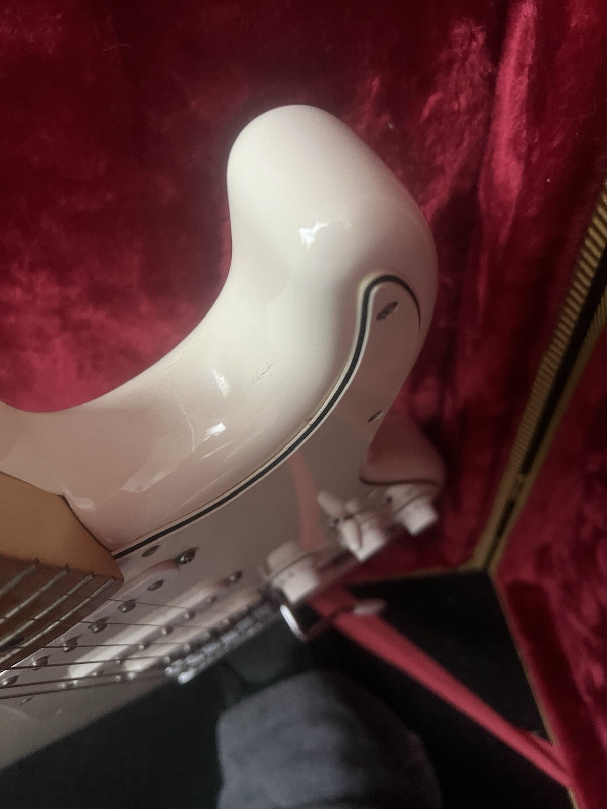 2013 MIM White Fender Stratocaster Electric Guitar W/ Gator Hard Case