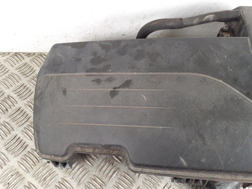 CLIO III AIR FILTER BOX RENAULT 1.2L Petrol Code D4F740/D4F764 2005-2014 - Picture 2 of 15