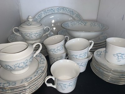 Style House Danube Montgomery Wards Polland Dinnerware 40 Pc