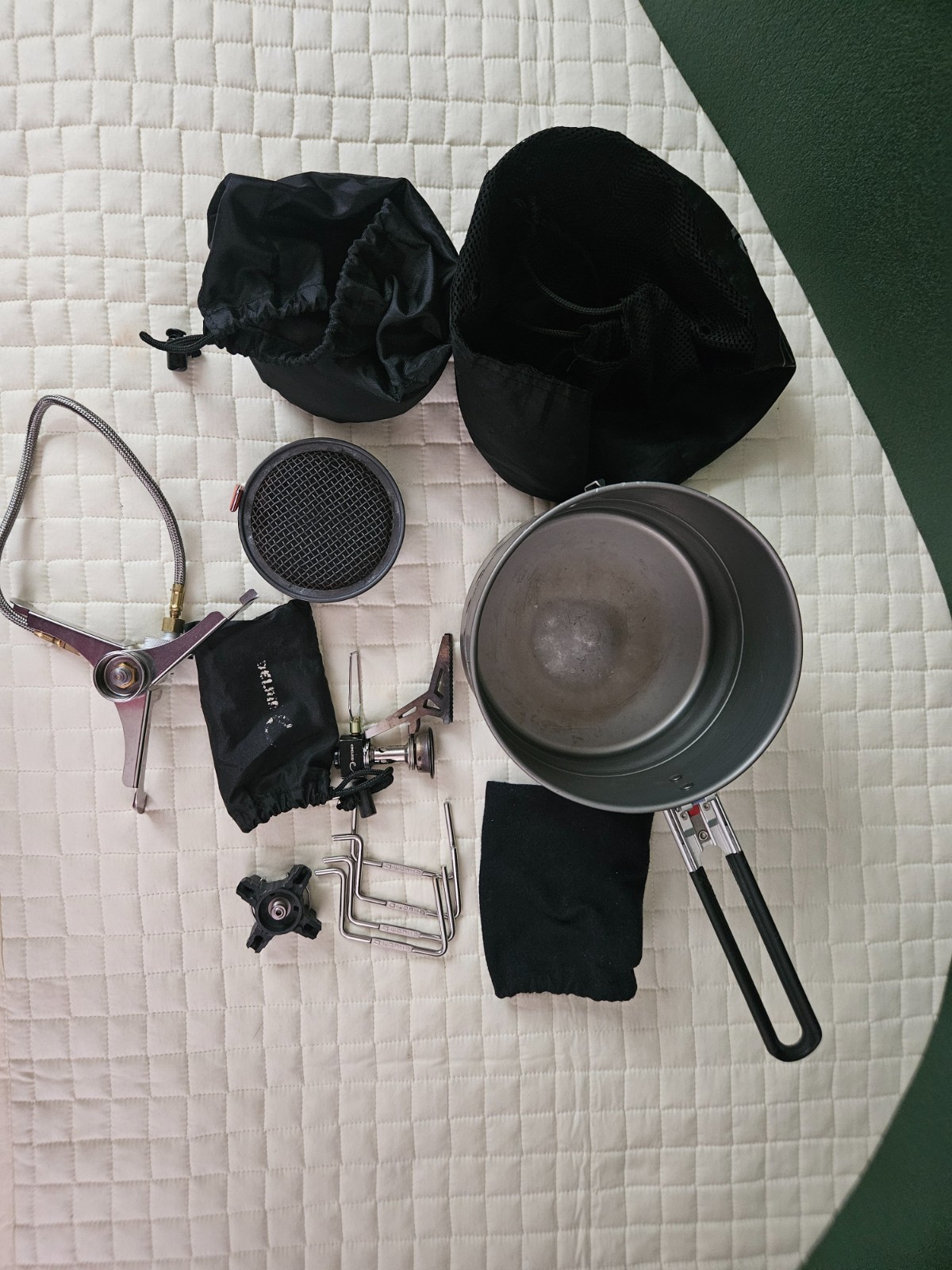 MSR Reactor  Stove System  2pot   & with extra accessory.
