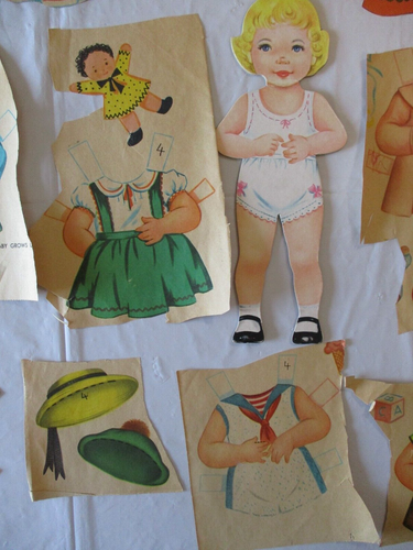 Muñecas de papel vintage bebé crece 4 muñecas recién nacido a niño pequeño ropa usada - Imagen 20 de 22