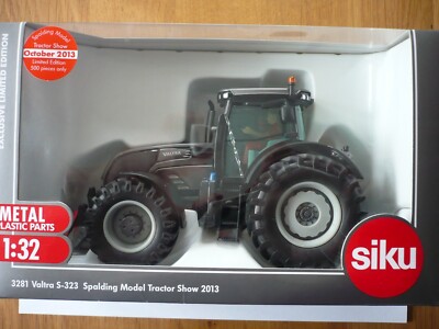 Siku 3281 VALTRA S-323 Tractor Show 2013  ''FARMER SERIE 1:32'' NEU OVP--SPL