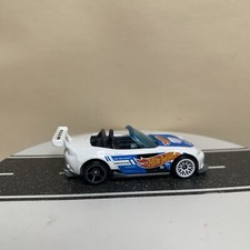 Hot Wheels Mad-Mike '15 Mazda MX-5 Miata Nightburnerz 3/10 White 10sp/OH5 NM