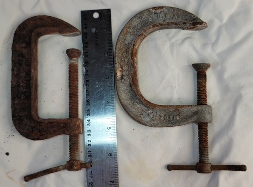 Vintage 2 Rusty C-Clamps Rusty Tools Industrial Decor Farmhouse - Picture 12 of 12