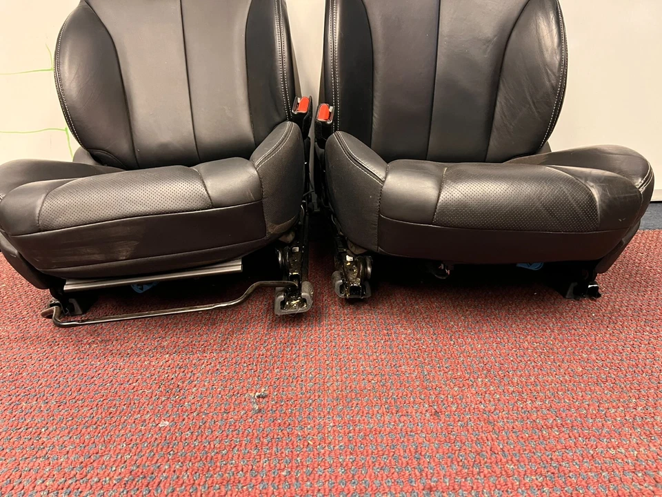 ASIENTOS DELANTEROS DE CUERO DODGE DART CONDUCTOR PASAJERO NEGRO Foto 3 de 4