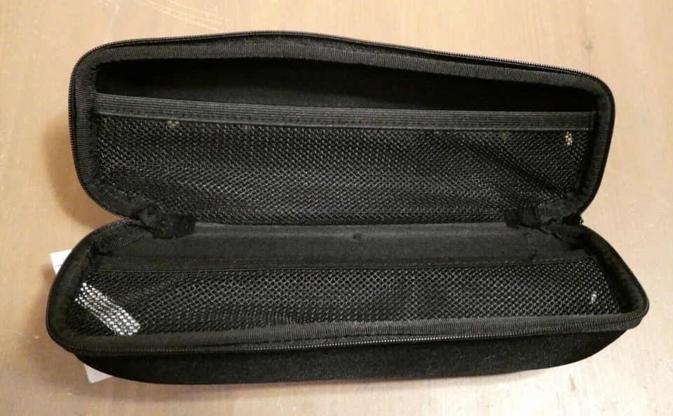 Garmin Carrying Case for Edge Forerunner & Accessories / Cables 010-10718-00 NEW - Image 4 of 4