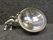 MS27432-1 Soderberg S1005 Taxi Light Assembly (Dented)