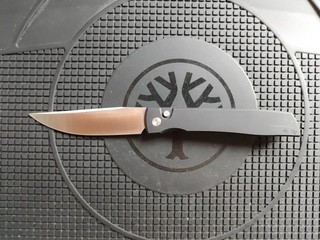 Böker Urban Trapper Magnacut und Alu Griff