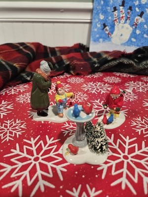 Department 56 Snow Village Feeding The Birds