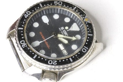 Seiko Diver 7S26A automatic watch , back 7002, runs/stops, for repairs   -22596