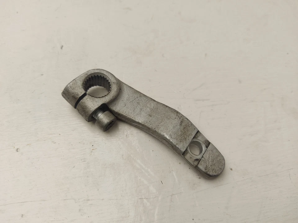 06 Moto Guzzi Griso 1100 Gear Selector Actuator Arm 05256930 C* - Image 3 of 4