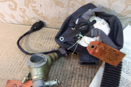 NOS Military RAF TYPE M MK.2 OXYGEN MASK MICROPHONE & TUBE ASSEMBLY # 6D/1837 - Picture 6 of 9